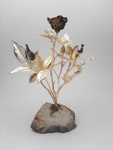 REAL ROSE BRANCH PLATED WITH COPPER & WITH 24 CARAT GOLD & 10000 POINTS SILVER