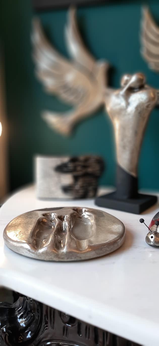 CERAMIC ASHTRAY " FAMILY"