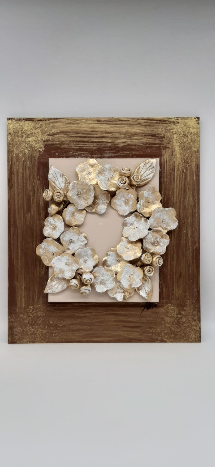 ΠΙΝΑΚΑΣ "ΣΤΕΦΑΝΙ ΜΕ ΛΕΥΚΑ ΛΟΥΛΟΥΔΙΑ"