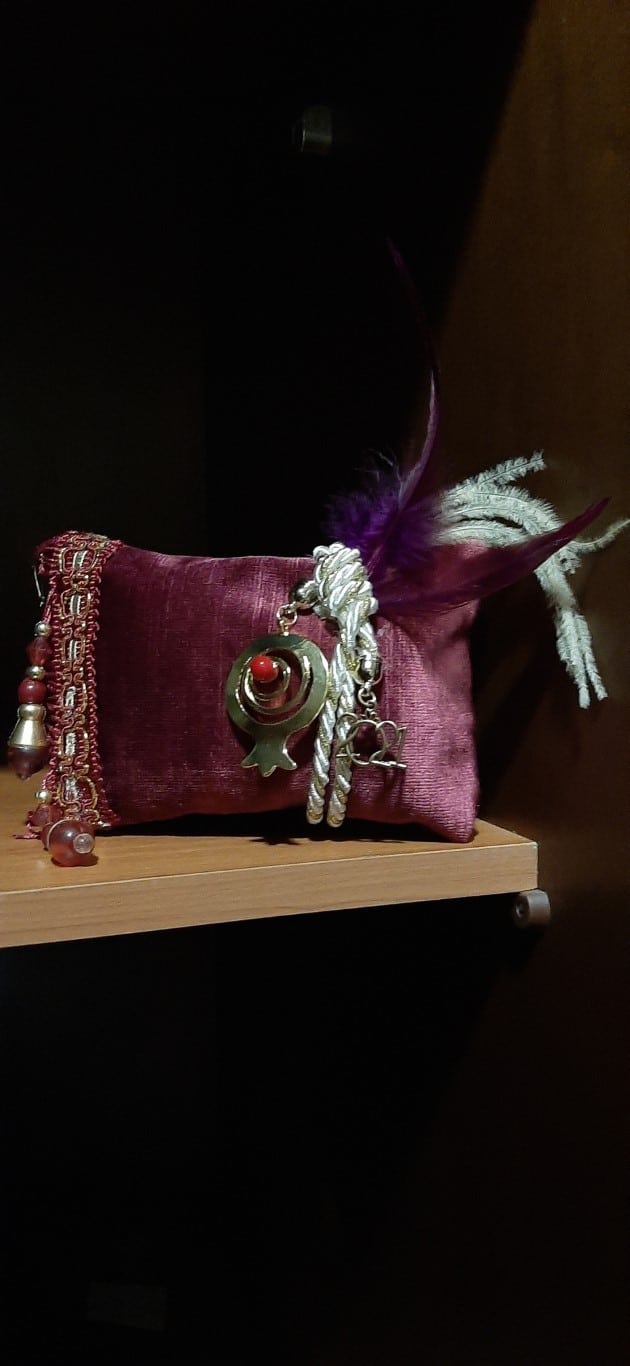 LUCKY CHARM  "THE GOLDEN POMEGRANATE"