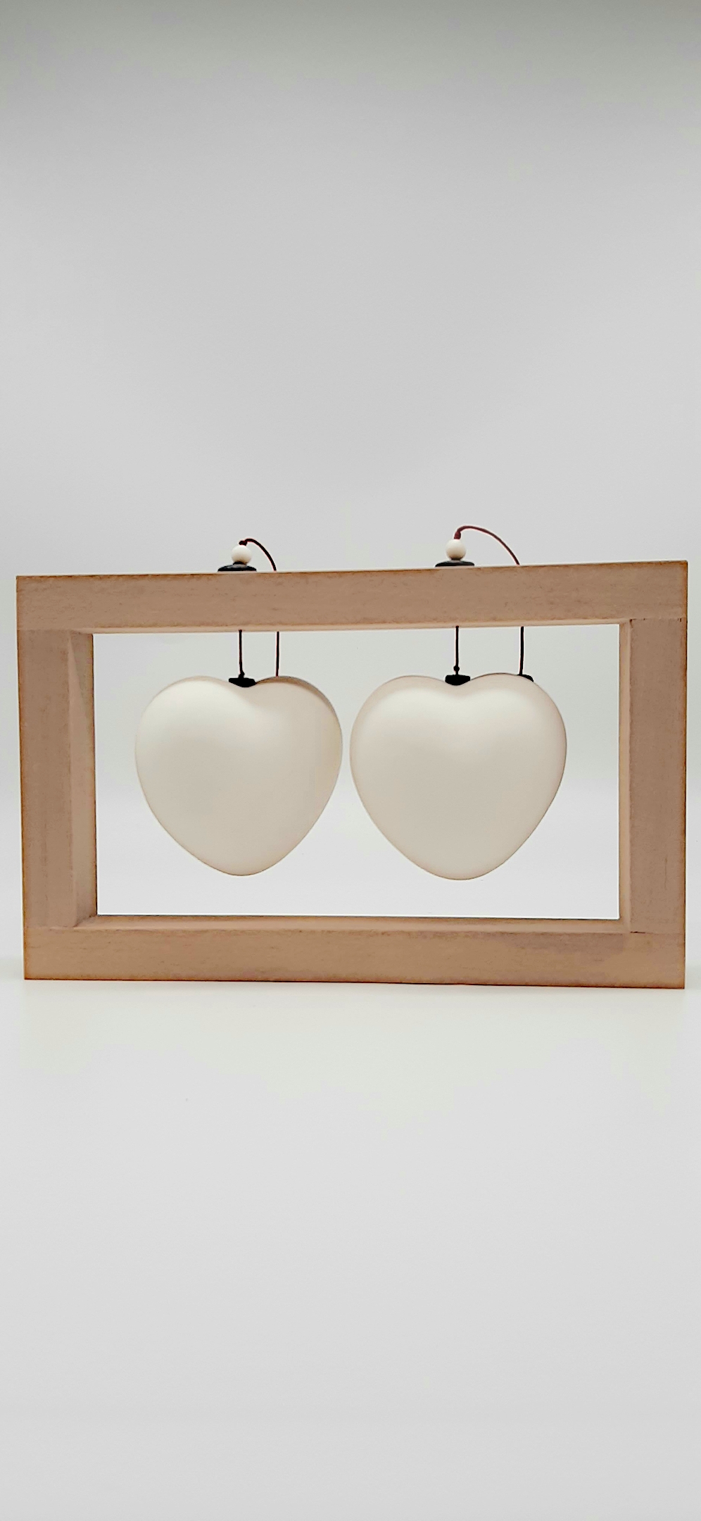 ΛΕΥΚΕΣ ΚΑΡΔΙΕΣ