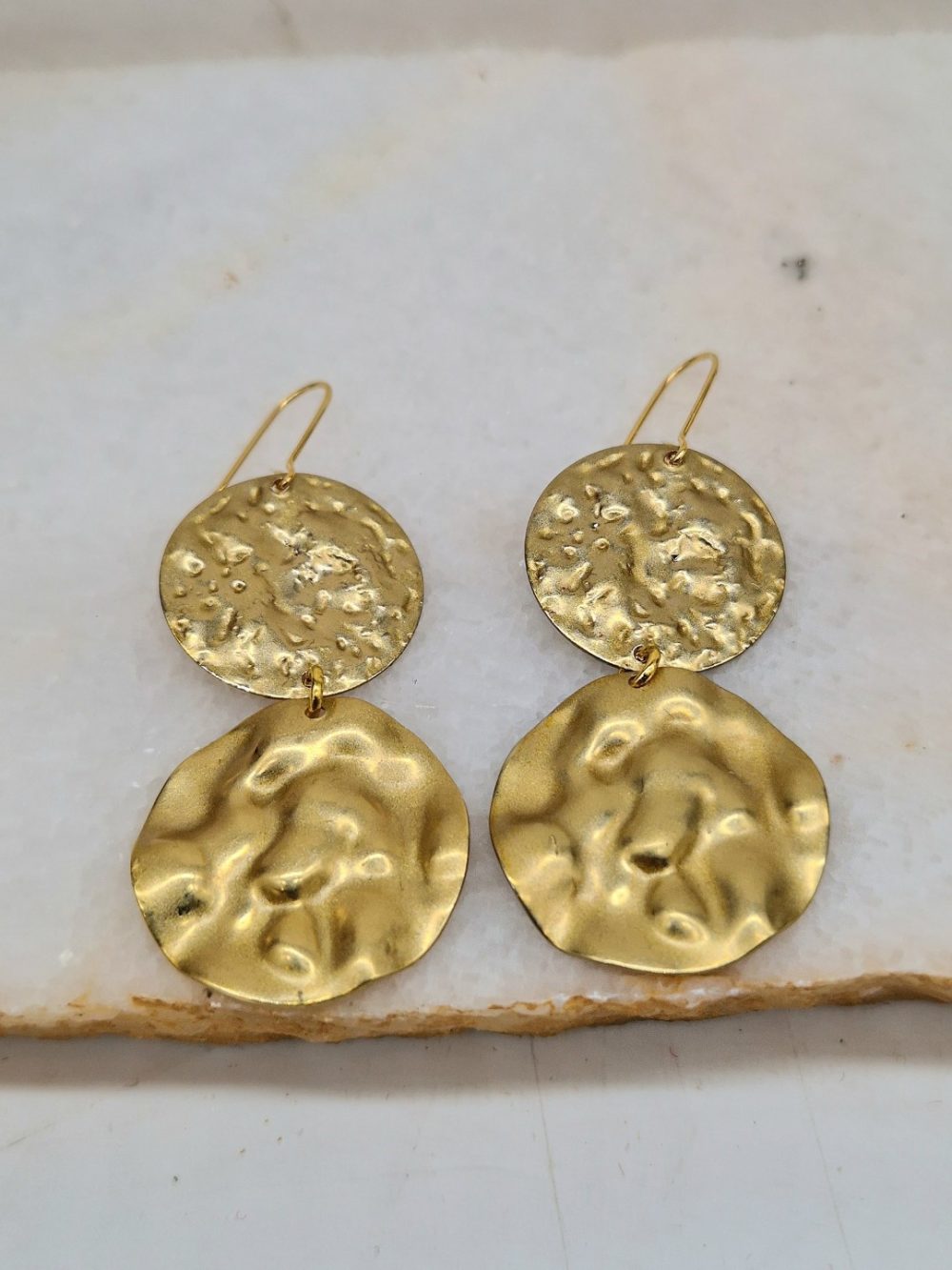 EARRINGS WITH DOUBLE GOLDEN-BLACK COLOR BRASS DISCS AND BRONZE HOOKS