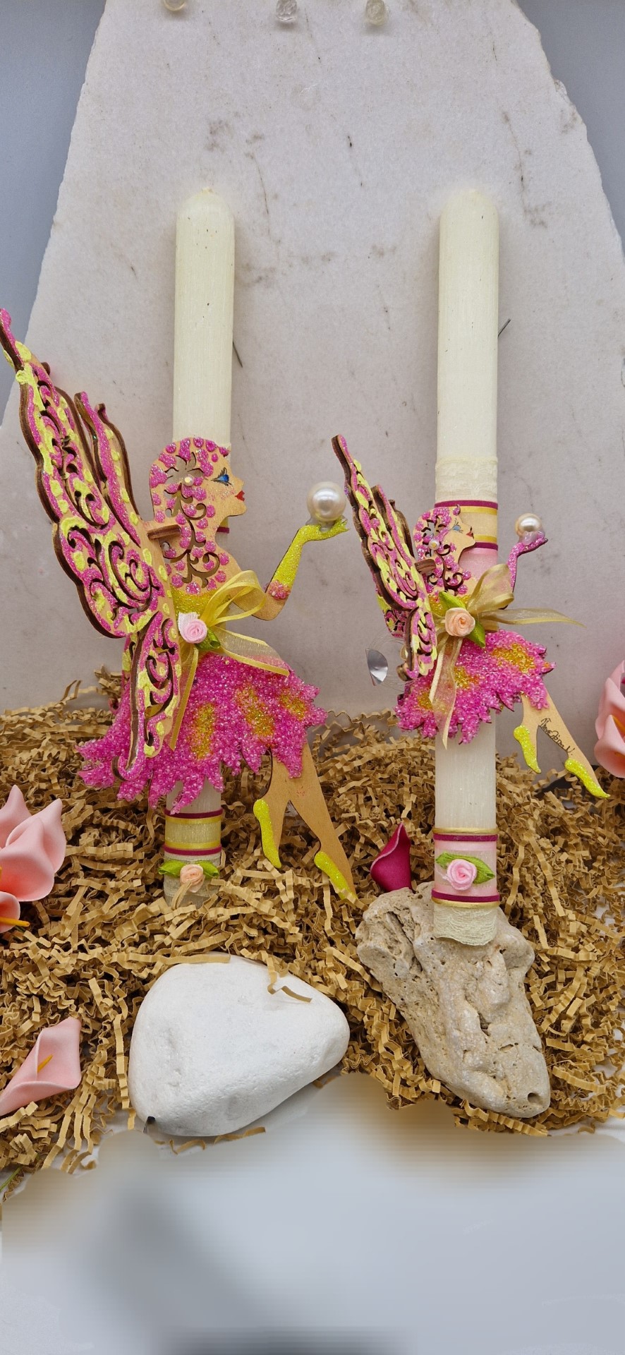 "Η ΚΙΤΡΙΝΟΦΟΥΞΙΑ ΝΕΡΑΙΔΑ" ΧΕΙΡΟΠΟΙΗΤΗ ΠΑΣΧΑΛΙΝΗ ΛΑΜΠΑΔΑ ΜΕ ΤΡΙΣΔΙΑΣΤΑΤΗ ΝΕΡΑΙΔΑ ΣΕ ΔΥΟ ΜΕΓΕΘΗ