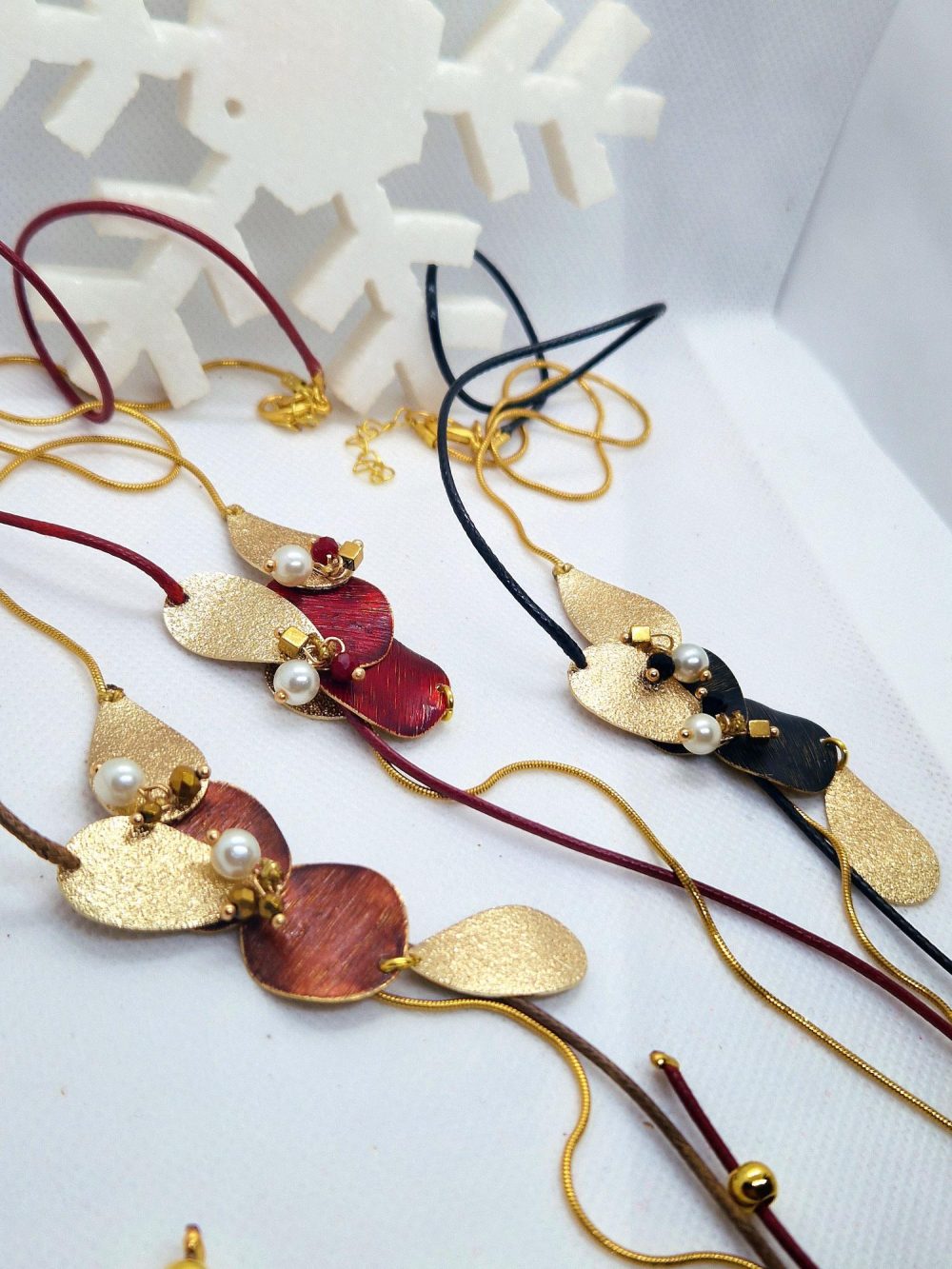 ΜΑΚΡΥ ΚΟΛΙΕ ΣΕ ΤΡΙΑ ΧΡΩΜΑΤΑ