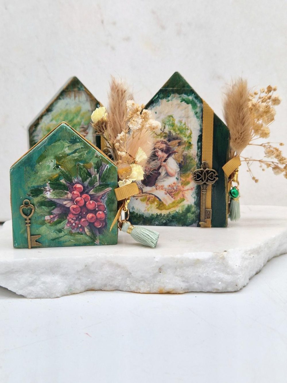 PORCELAIN HOUSES HANDPAINTED WITH GREEN COLORS