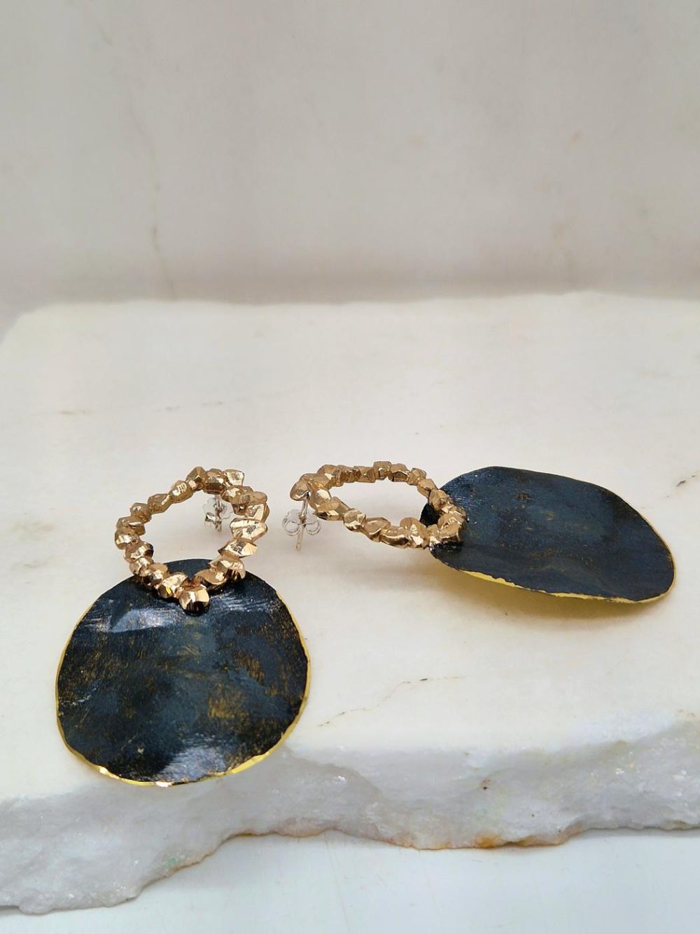 BRASS EARRINGS COLORED WITH BLACK PATINA