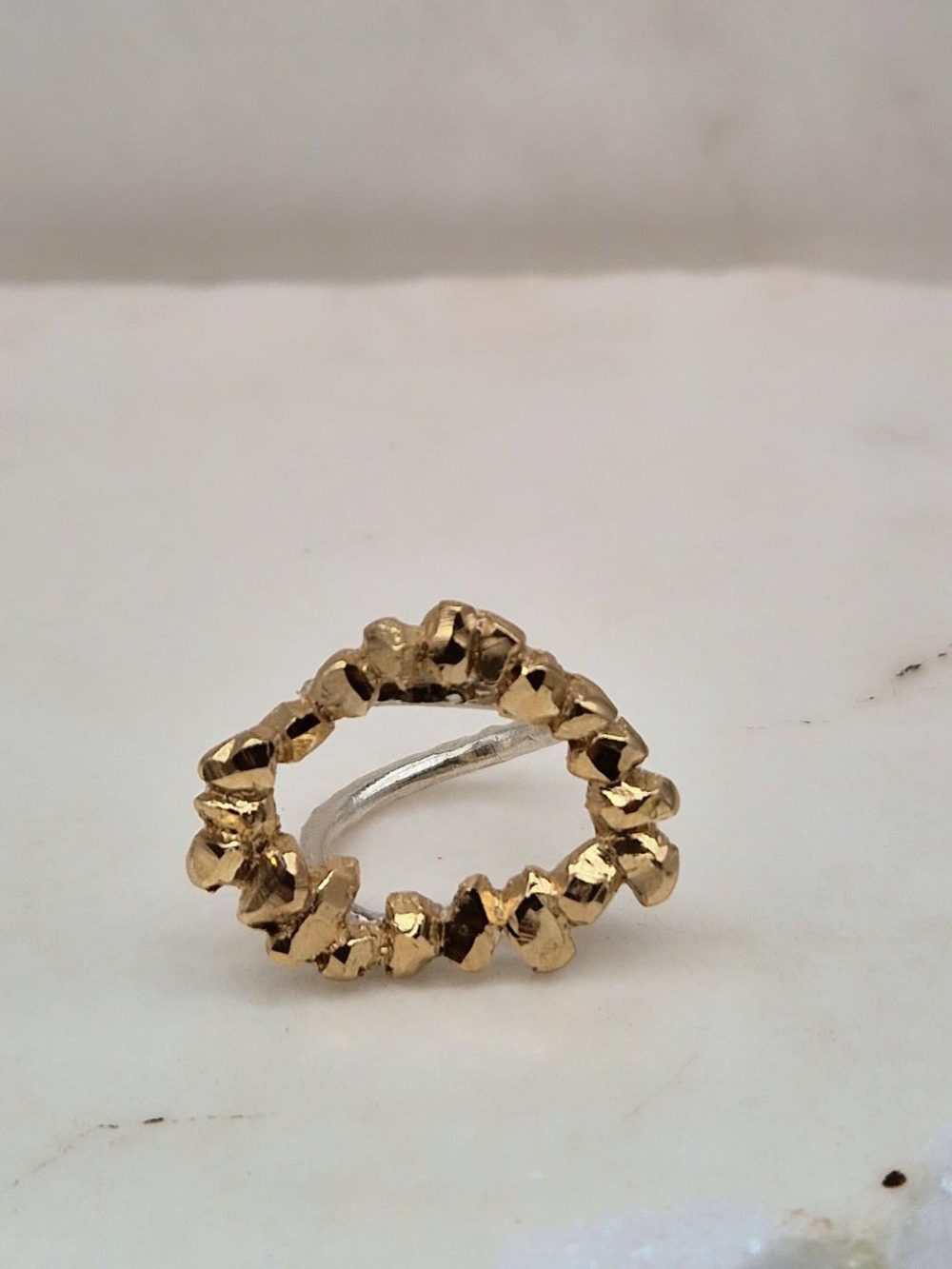 ΔΑΧΤΥΛΙΔΙ ΑΠΟ ΣΚΑΛΙΣΤΟ, ΧΡΥΣΑΦΙ ΚΡΙΚΟ