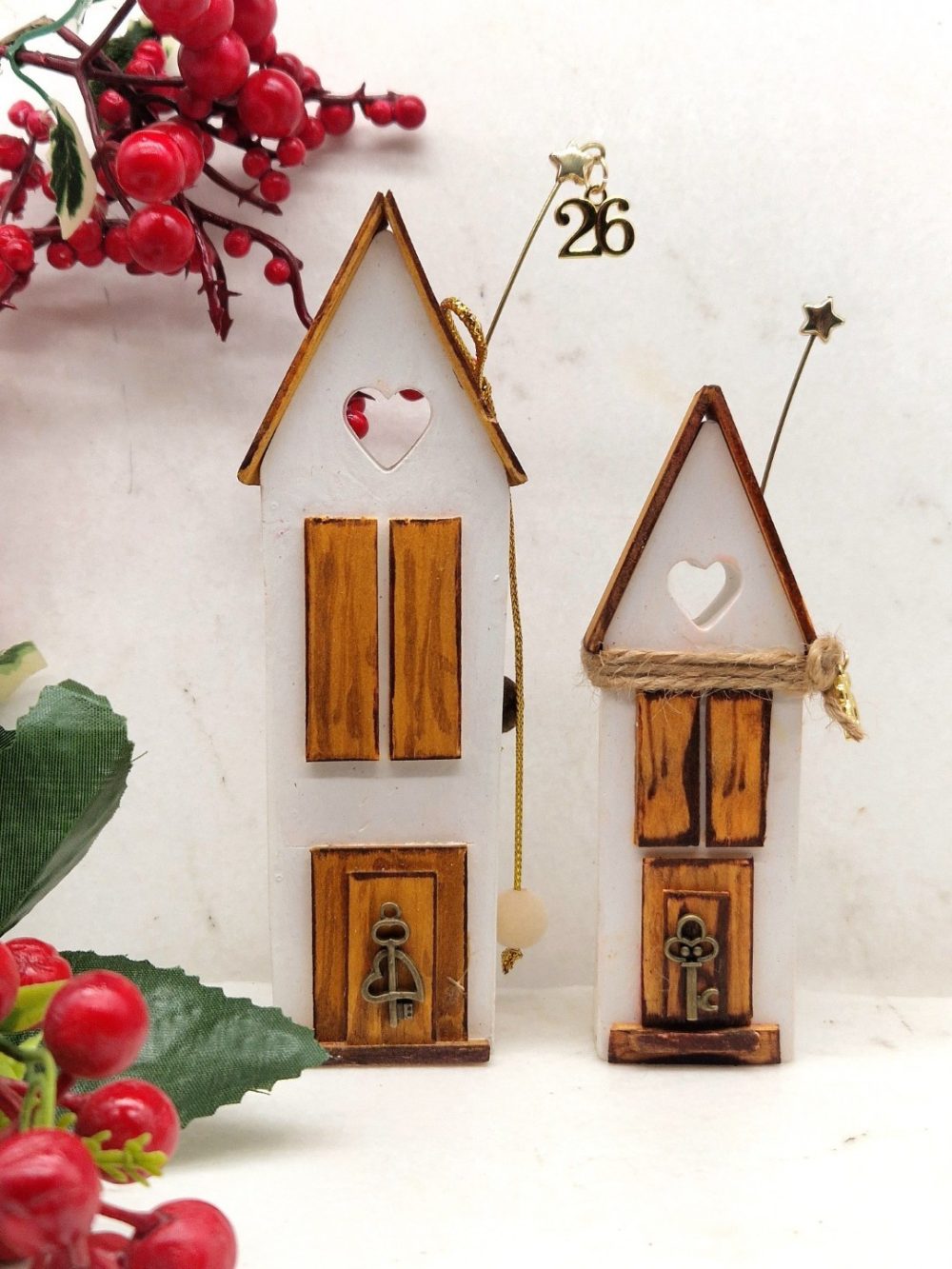 ΤΑ ΛΕΥΚΟ ΣΠΙΤΙ ΜΕ ΞΥΛΙΝΑ ΠΑΡΑΘΥΡΑ