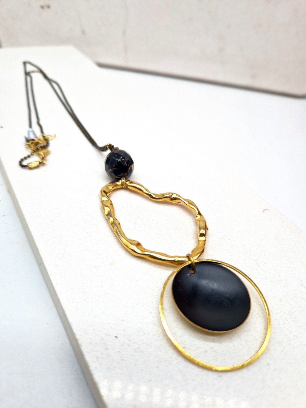 ΧΕΙΡΟΠΟΙΗΤΟ ΜΑΚΡΥ ΚΟΛΙΕ ΜΕ ΣΦΥΡΗΛΑΤΟ ΚΡΙΚΟ ΚΑΙ ΜΑΥΡΟ ΔΙΣΚΟ