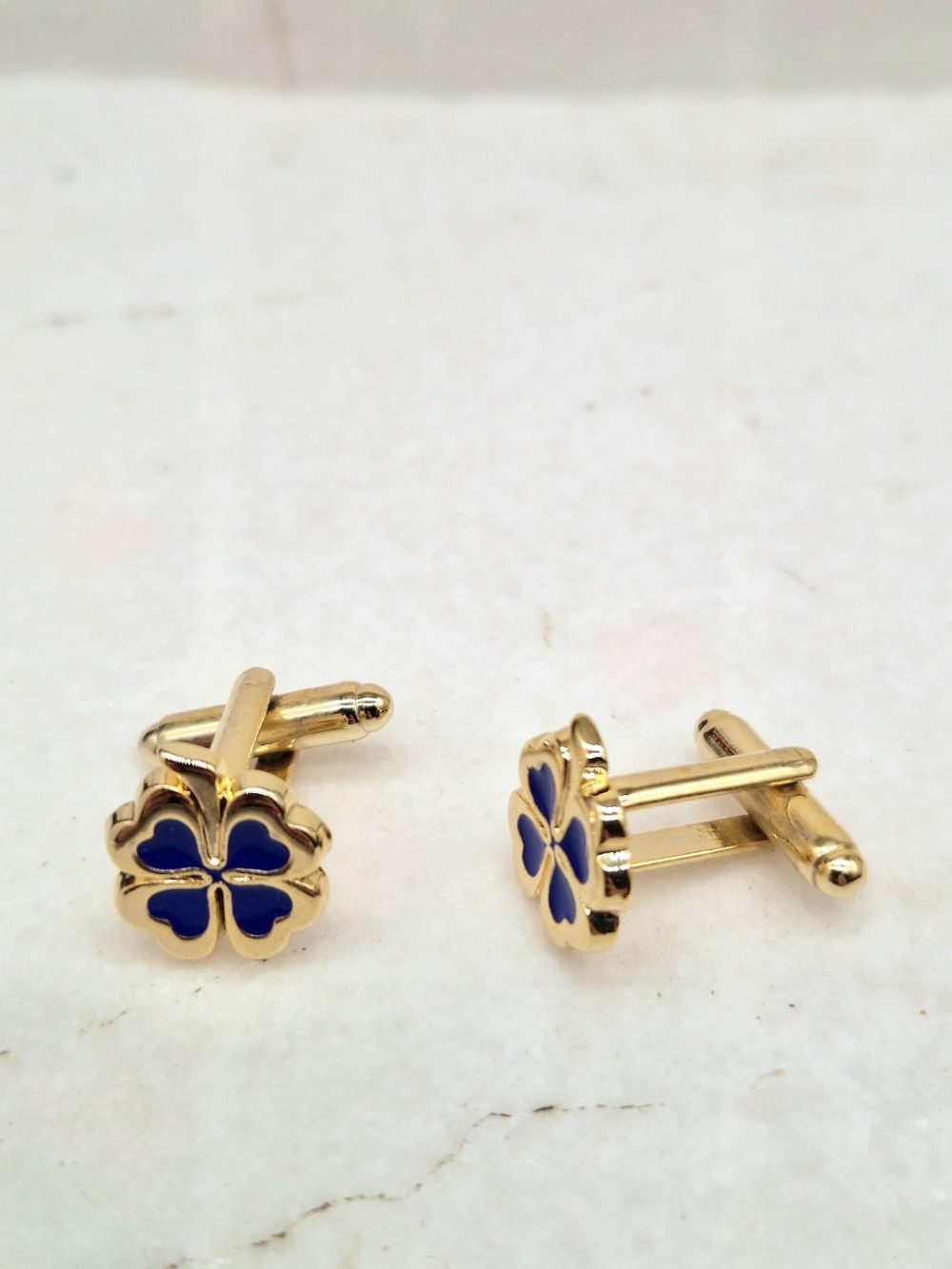 ΜΑΝΙΚΕΤΟΚΟΥΜΠΑ  ΕΠΙΧΡΥΣΑ ΜΕ ΜΠΛΕ  ΣΜΑΛΤΟ